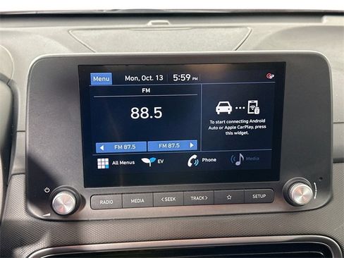 Used 2023 Hyundai Kona SE w/ Cargo Package image 11