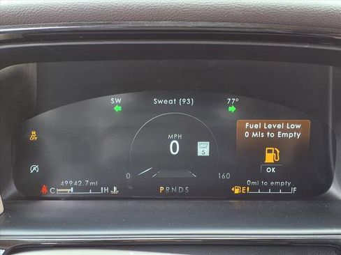 Used 2023 Lincoln Nautilus Reserve image 11