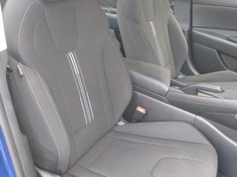 Used 2023 Hyundai Elantra SEL FWD image 17