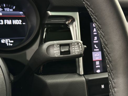 Certified 2024 Porsche Macan image 48