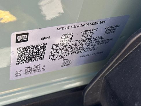 Used 2025 Chevrolet Trax ACTIV w/ Driver Confidence Package FWD image 38