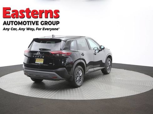 Used 2023 Nissan Rogue S AWD/4WD image 41