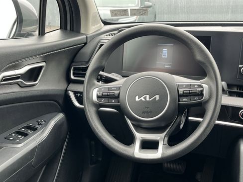 Used 2025 Kia Sportage LX image 27