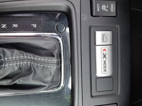 Used 2015 Subaru Forester 2.5i Touring AWD/4WD image 15