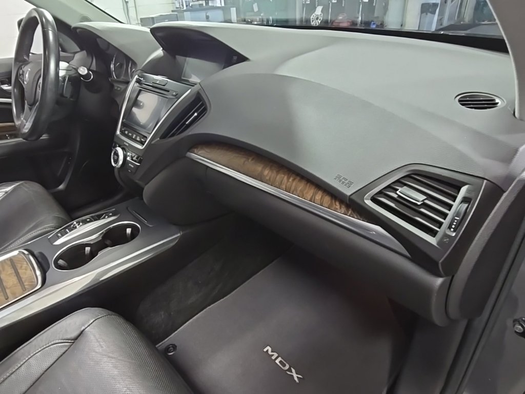 Used 2020 Acura MDX w/ Technology Package AWD/4WD image 31