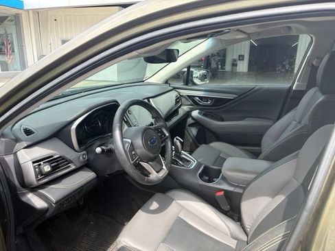 Used 2021 Subaru Outback Onyx Edition XT w/ Popular Package #2 AWD/4WD image 3