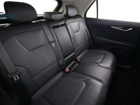 Used 2023 Kia Niro Wave w/ Wave Preserve Package FWD image 5