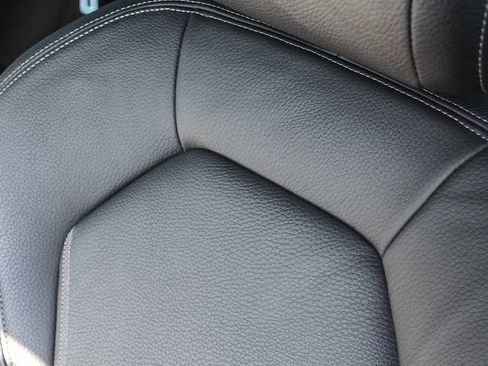 Used 2023 BMW 530e w/ M Sport Package image 39