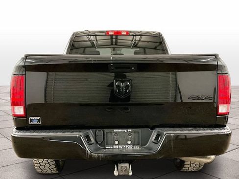 Used 2018 RAM 1500 Express w/ Black Ram 1500 Express Group AWD/4WD image 5