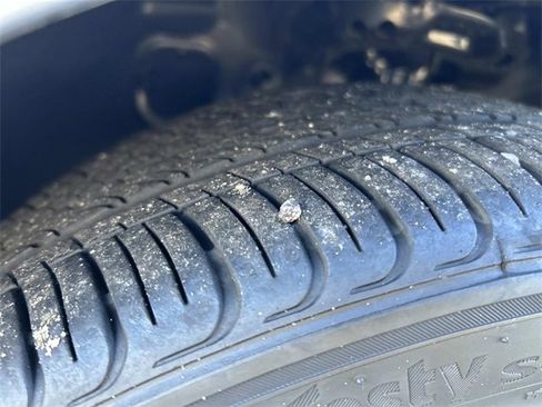 Used 2025 Hyundai Elantra Sport image 10