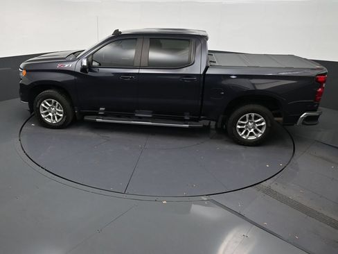 Used 2023 Chevrolet Silverado 1500 LT w/ Z71 Off-Road Package AWD/4WD image 13