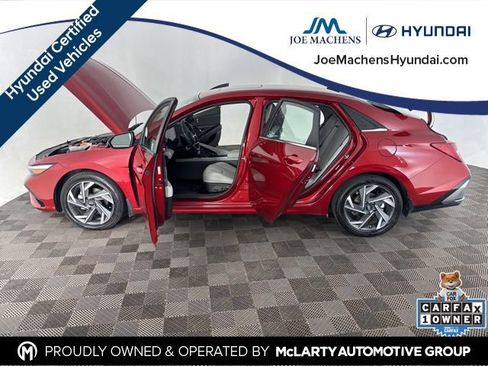 Used 2025 Hyundai Elantra Limited FWD image 10