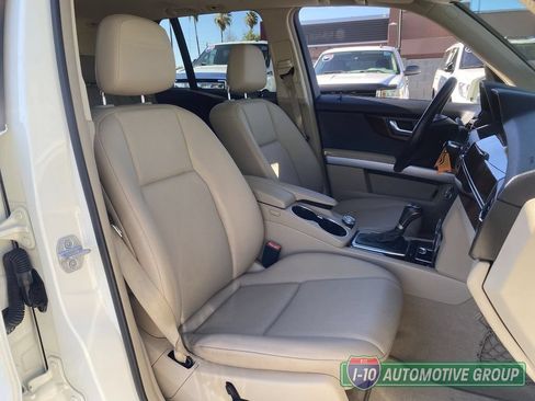 Used 2010 Mercedes-Benz GLK 350 4MATIC image 9