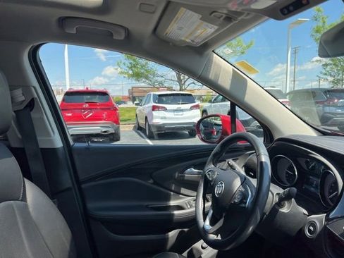 Used 2019 Buick Envision Essence FWD image 40