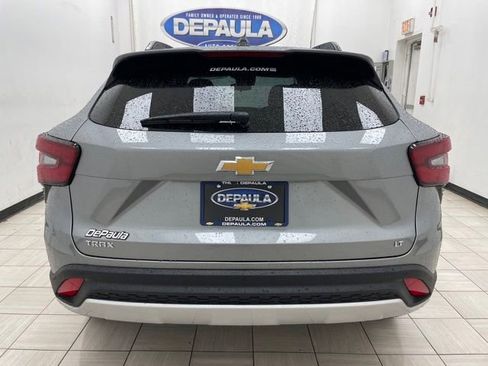 New 2026 Chevrolet Trax LT w/ Driver Confidence Package FWD image 19