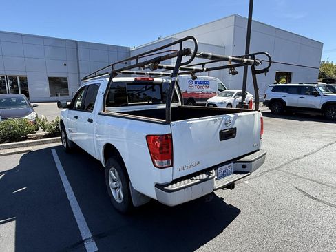 Used 2015 Nissan Titan S AWD/4WD image 9