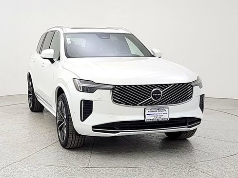 New 2026 Volvo XC90 B5 Plus w/ Protection Package image 2