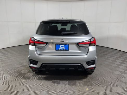 Used 2024 Mitsubishi Outlander Sport SE image 6
