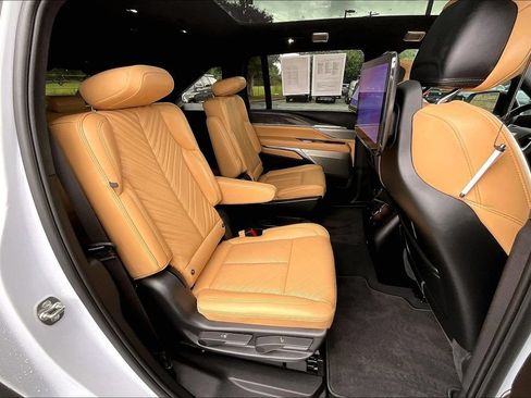 Used 2026 Cadillac Escalade IQ Sport 2 AWD/4WD image 25