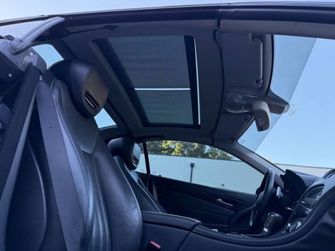 Used 2009 Mercedes-Benz SL 550 image 28