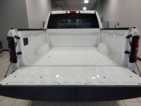New 2025 RAM 1500 Big Horn image 7