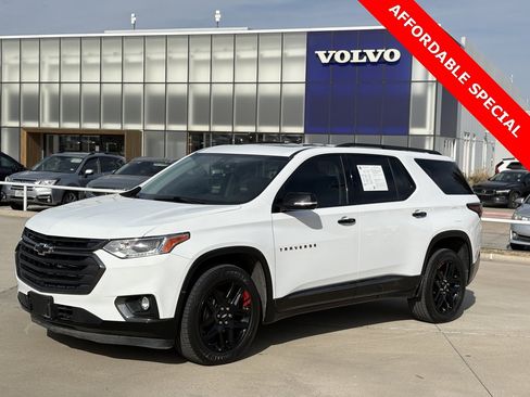 Used 2019 Chevrolet Traverse Premier w/ Redline Edition image 2