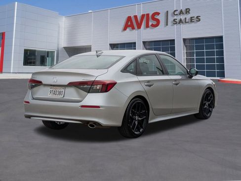 Used 2025 Honda Civic Sport image 6