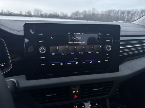 New 2026 Volkswagen Jetta SE image 13