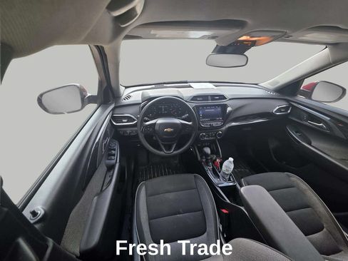Used 2021 Chevrolet TrailBlazer LT w/ Convenience Package FWD image 10