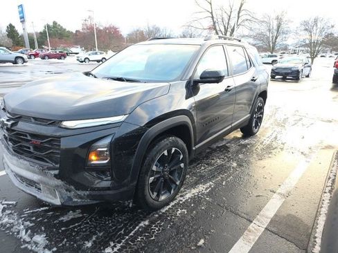 Used 2025 Chevrolet Equinox RS w/ Safety and Technology Package image 2