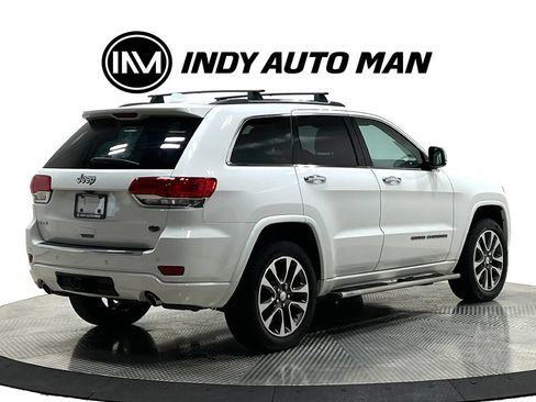 Used 2018 Jeep Grand Cherokee Overland AWD/4WD image 4