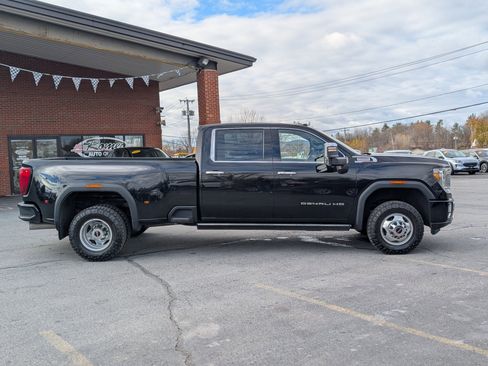 Used 2021 GMC Sierra 3500 Denali w/ Denali Ultimate Package image 13