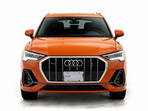 Used 2023 Audi Q3 2.0T Premium Plus w/ Premium Plus Package image 27