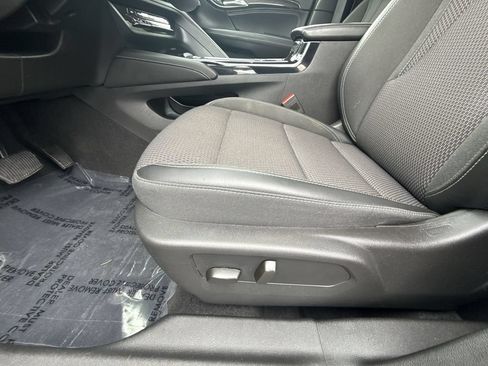 Used 2022 Buick Envision Preferred FWD image 12