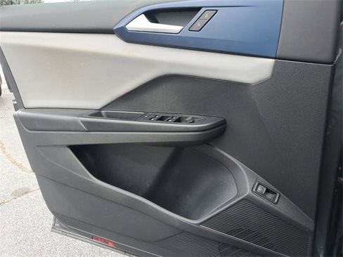 Used 2022 Volkswagen Taos SE image 20