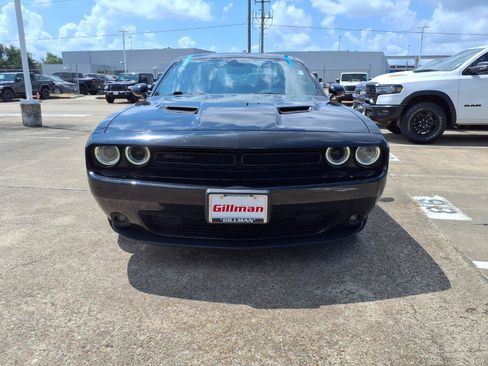 Used 2020 Dodge Challenger SXT w/ Blacktop Package RWD image 22