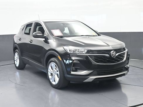 Used 2023 Buick Encore GX Preferred w/ Cold Weather Comfort Package FWD image 9