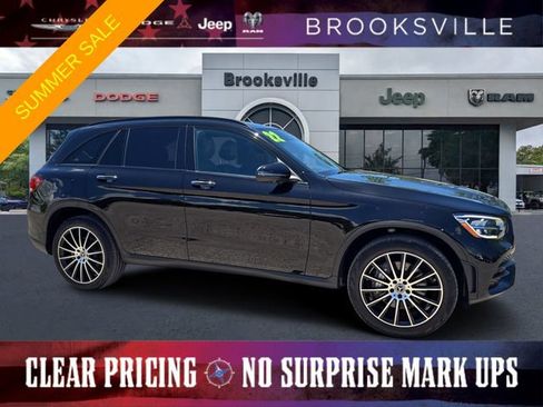 Used 2022 Mercedes-Benz GLC 300 image 1