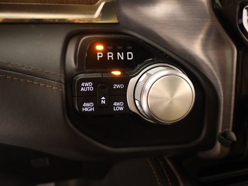 Used 2021 RAM 1500 Limited AWD/4WD image 9