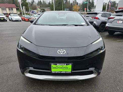 New 2026 Toyota Prius Plug-In Hybrid image 2