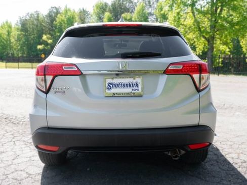 Certified 2022 Honda HR-V EX image 8