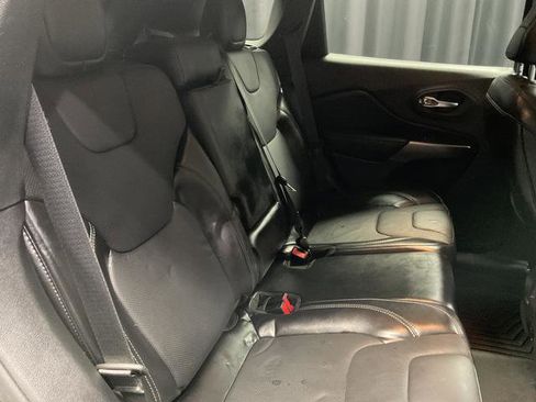 Used 2020 Jeep Cherokee Limited image 14