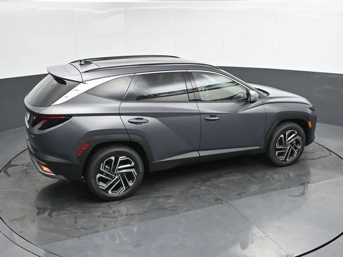 New 2025 Hyundai Tucson Limited image 38