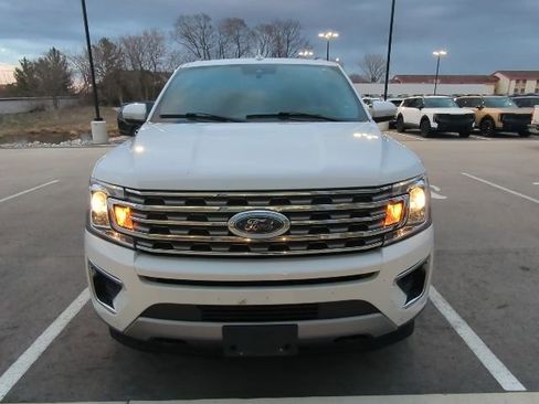 Used 2021 Ford Expedition Max Limited image 16