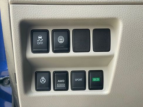 Certified 2020 Nissan Rogue Sport SV w/ All-Weather Package AWD/4WD image 15