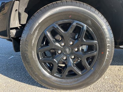 Used 2022 Ford Ranger XLT w/ Equipment Group 301A Mid image 9