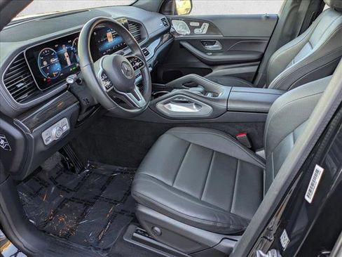 Used 2021 Mercedes-Benz GLS 450 4MATIC image 10