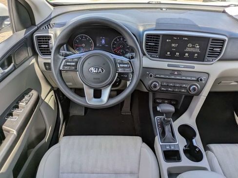 Used 2020 Kia Sportage LX FWD image 16