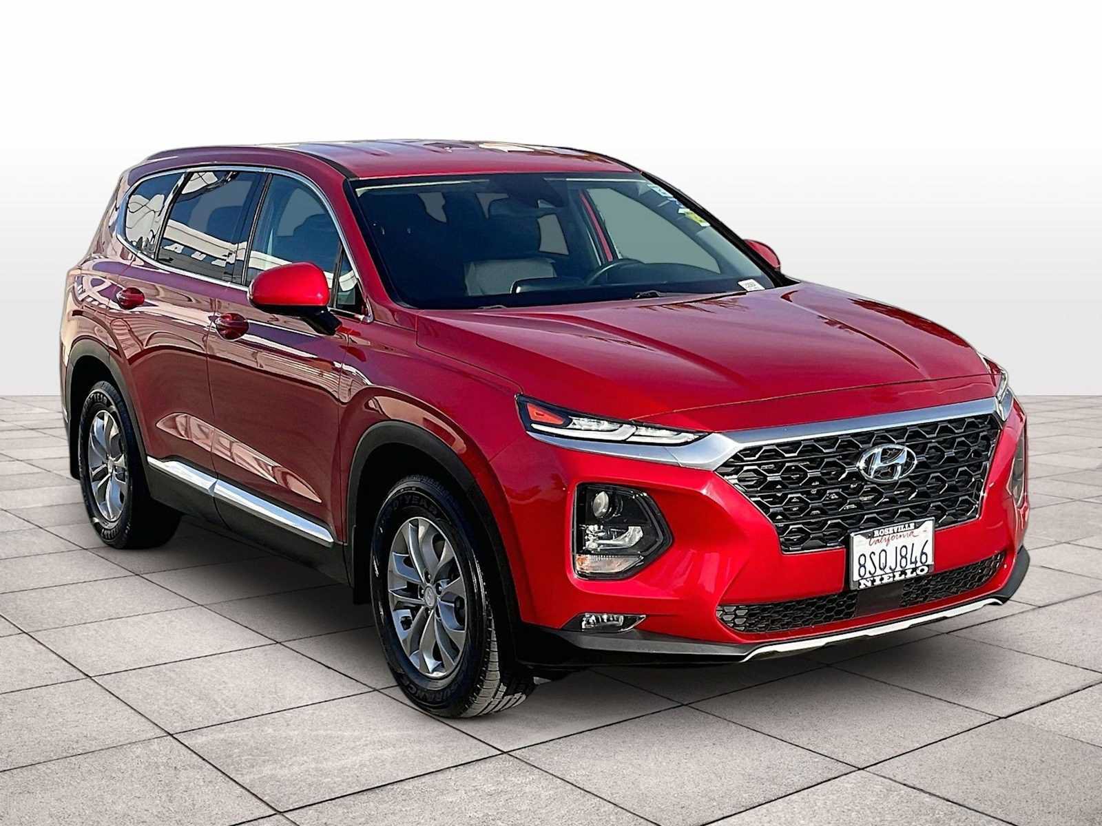 Used 2020 Hyundai Santa Fe SEL FWD image 2