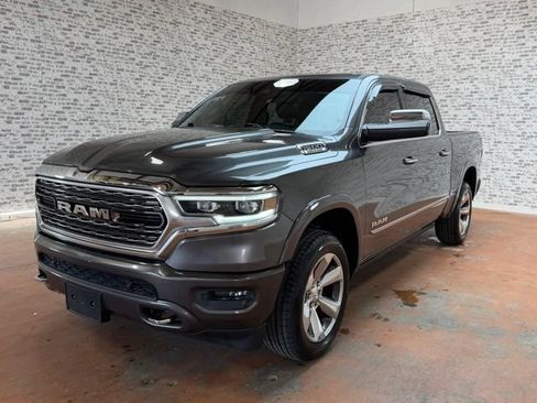 Used 2019 RAM 1500 Limited RWD image 3